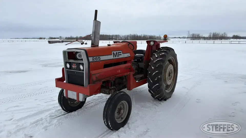1975 Massey Ferguson 265 2WD Tractor