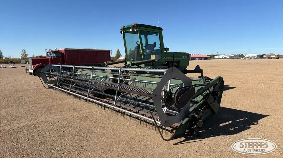1989 Cereal Implements 722 Self-Propelled Swather