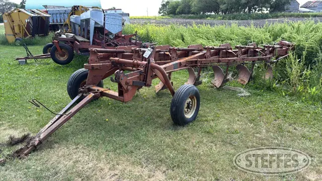 Melroe 516-911