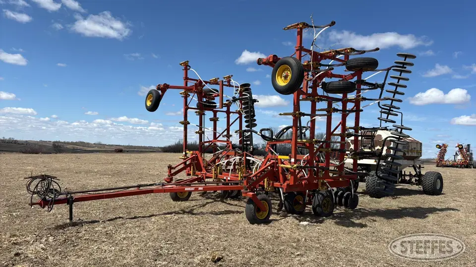 Bourgault 8800 Air Drills and Air Seeder