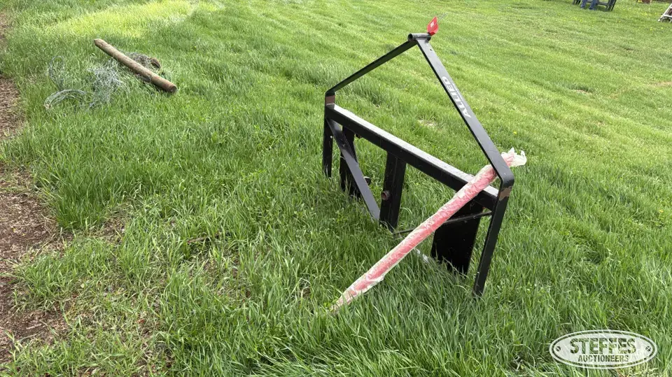 Allied bale fork Tractor Loaders and Attachment