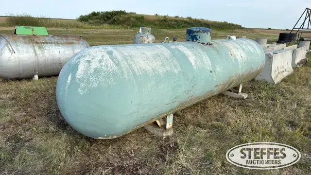 1965 John Wood Company 1,000 gal. LP tank