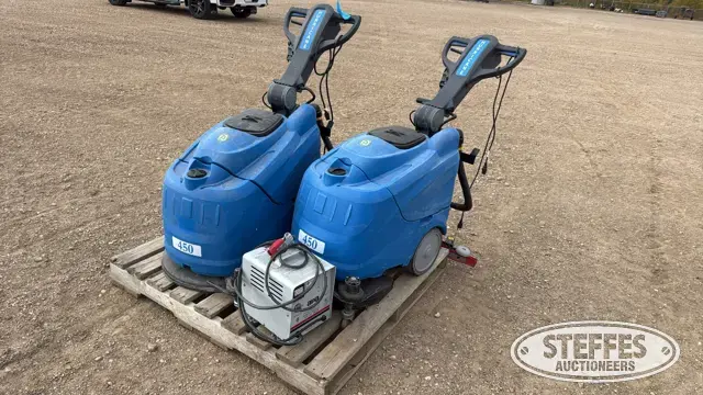 (2) Dustbane Hurricane 450
