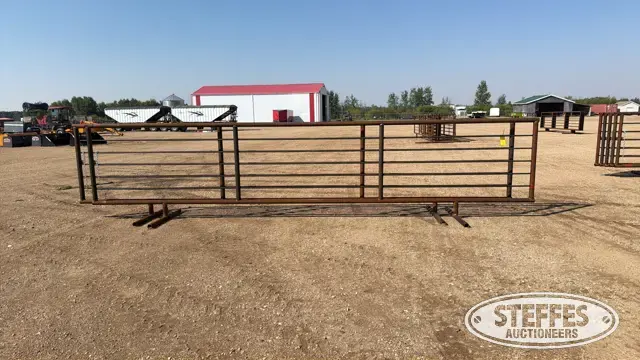 (2) Freestanding livestock panels