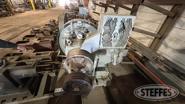Witte 32 Oilwell engine