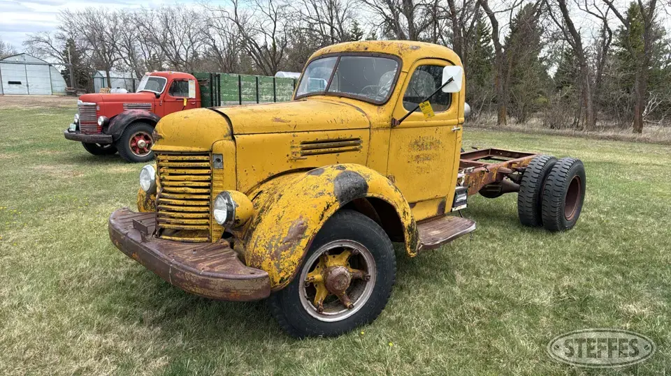 International K7 269 Cab and Chassis Truck