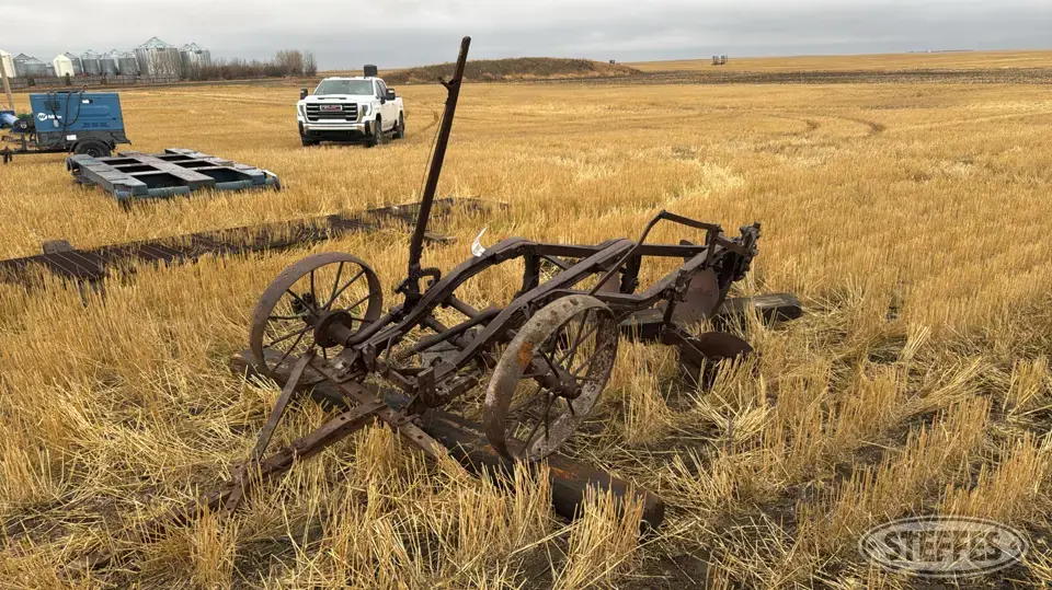 Case antique plow