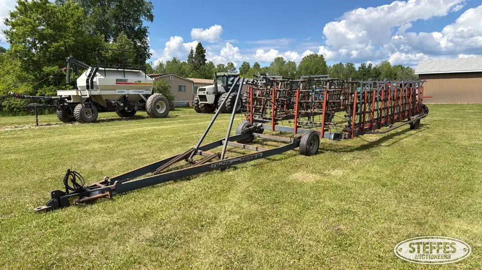 Flexi-Coil System 82 Harrow