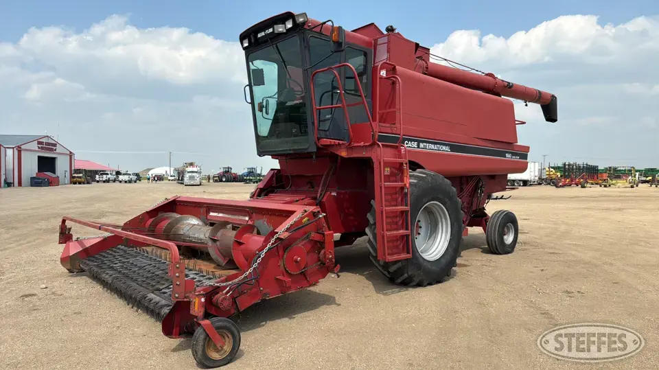 1991 Case IH 1680 Combine