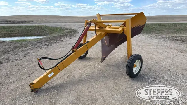 Dyna-Fab V-Ditcher