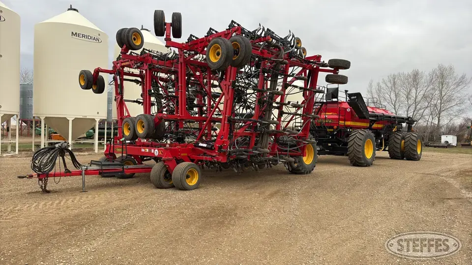 2022 Vaderstad Seed Hawk 80-12 Air Drills and Air Seeder