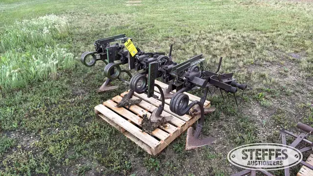 Field cultivator
