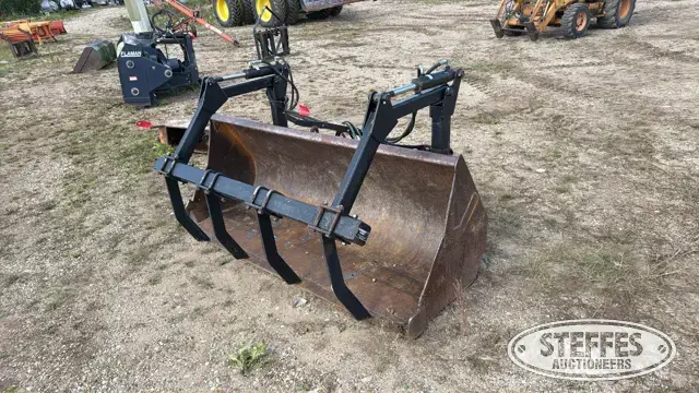 Loader bucket w/grapple