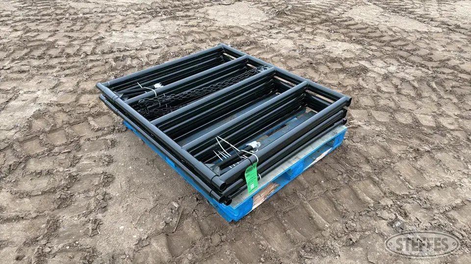 (6) BYT Ranch gates Livestock Handling