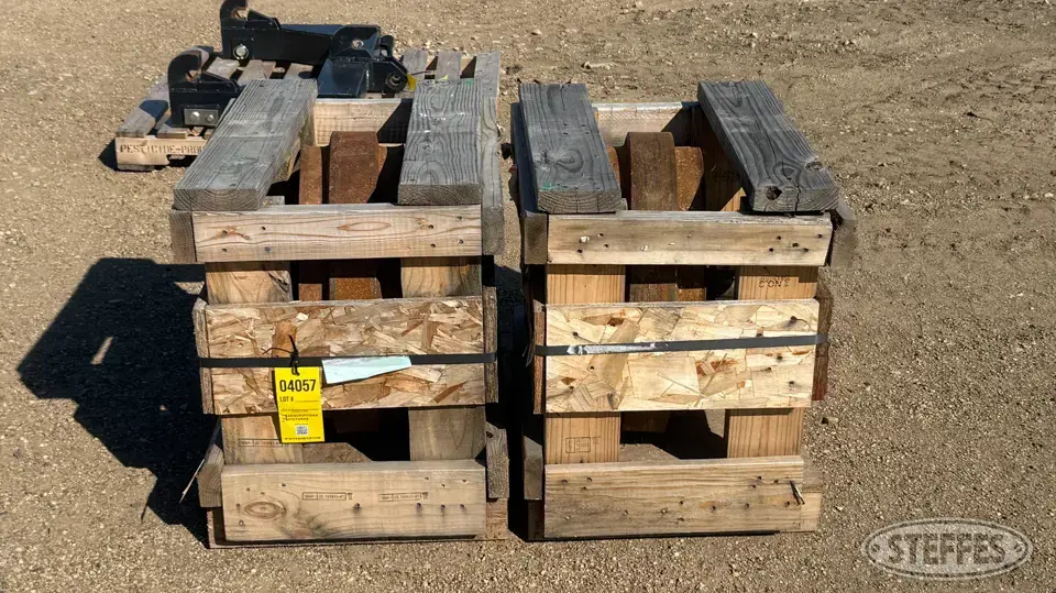 (2) CAT D6T idlers Construction Part