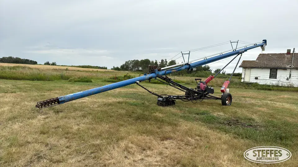 Brandt 850 Straight Auger