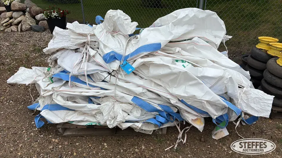 (14) Fertilizer tote bags Farm Support Item