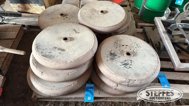 (14) Steel packer wheels