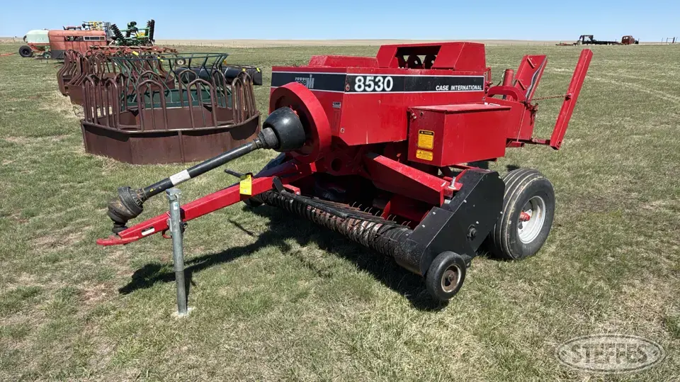 Case IH 8530 Square Baler