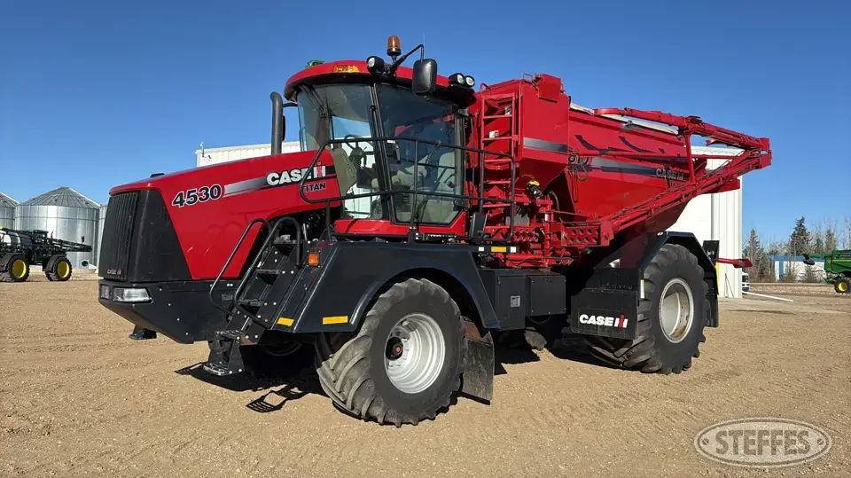 2013 Case IH 4530 Self-Propelled Dry Applicators-Spreaders-Floater