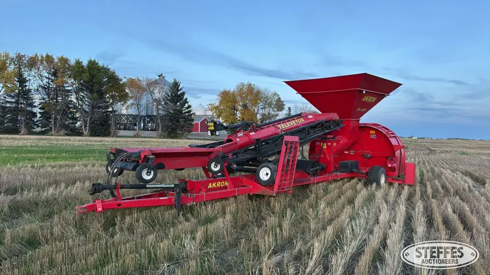 Akron GTX3230 Grain Bag Loaders and Unloader