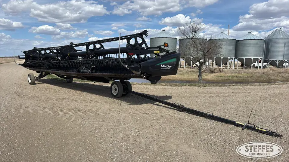 2016 MacDon FD75-S Draper Head