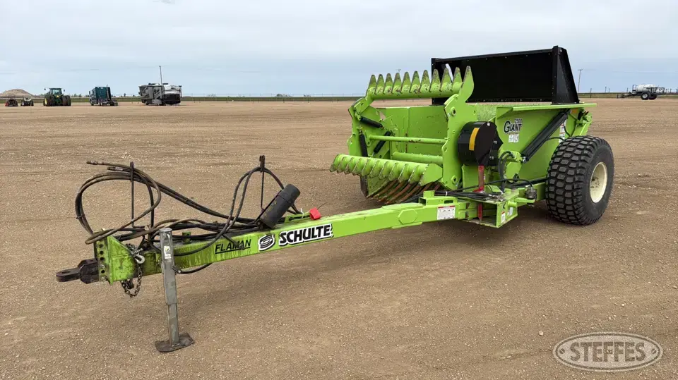 2022 Schulte Giant 2500 Rock Picker