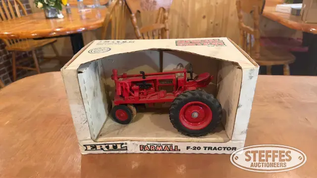 Farmall F-20