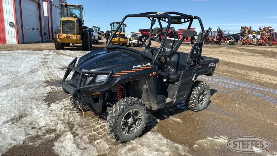 2016 Arctic Cat 700 Prowler ATV