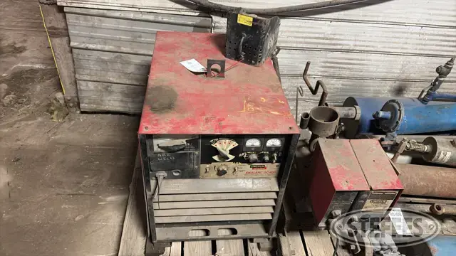 Lincoln Electric Idealarc DC-400