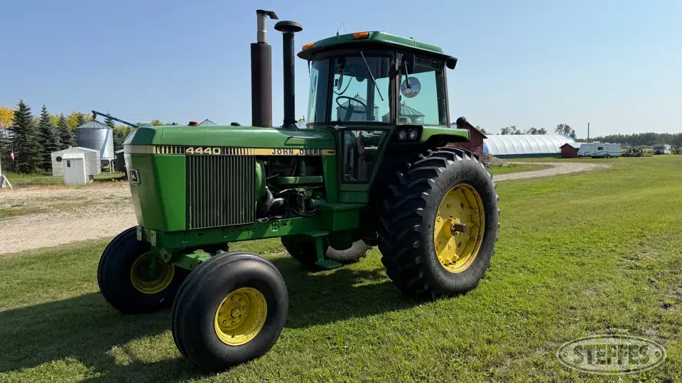 1982 John Deere 4440 2WD Tractor