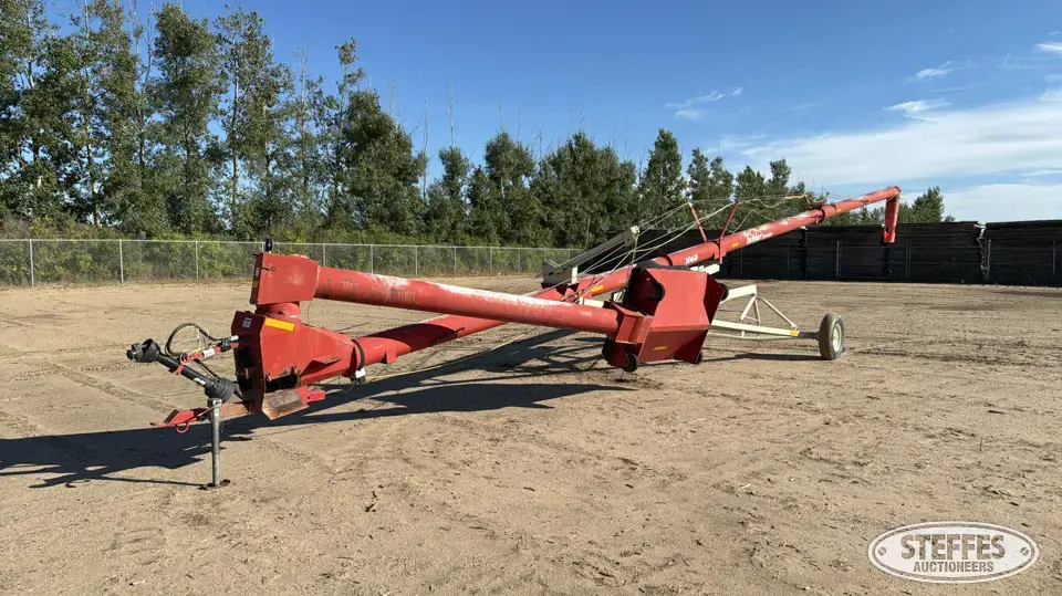 Buhler Farm King 1060 Swing Hopper Auger