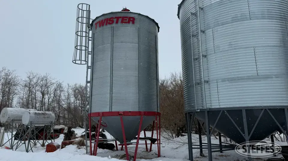 Twister Hopper Bin