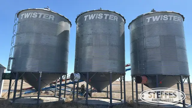 Twister hopper bin