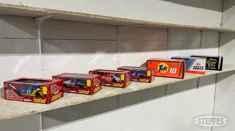 (7) Diecast collectible race cars Toy