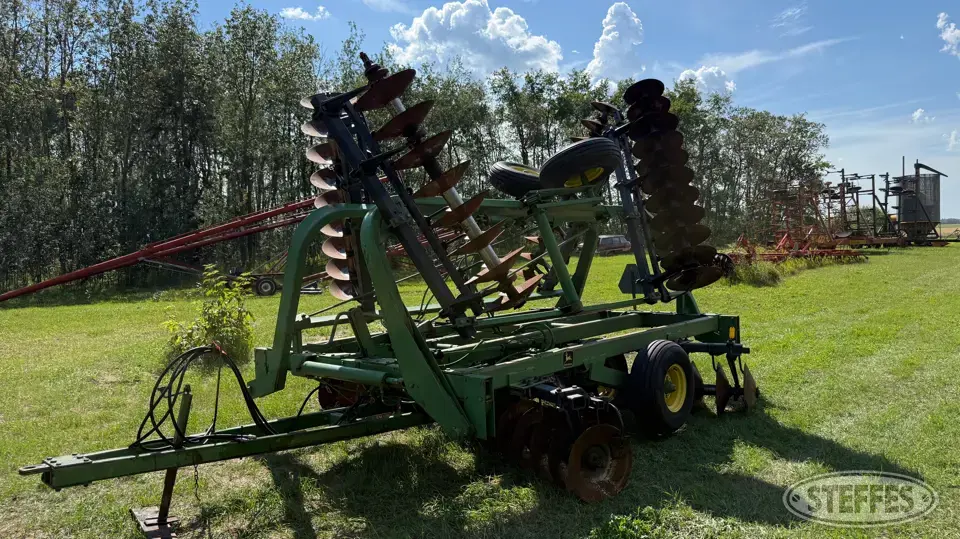1986 John Deere 235 Disc