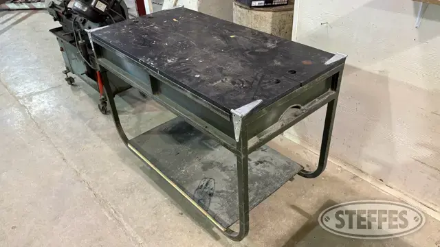 Rolling storage bench