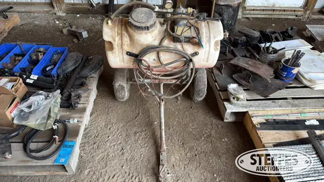 Agri-Fab pull-type lawn sprayer