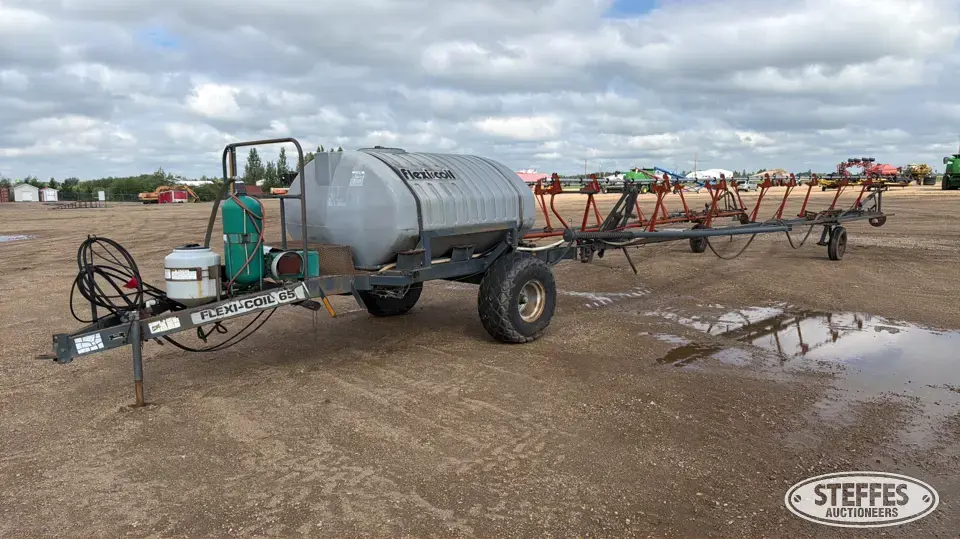 Flexi-Coil 65 Pull-Type Sprayer