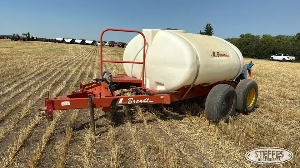 Brandt tandem axle water tender trailer