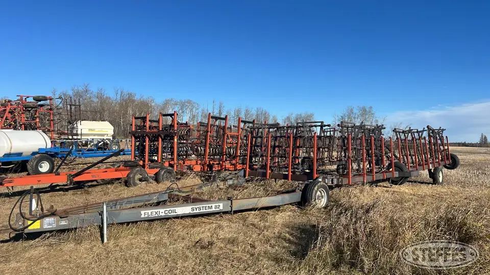 Flexi-Coil System 82 Harrow