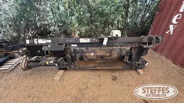 2012 MacDon transition frame