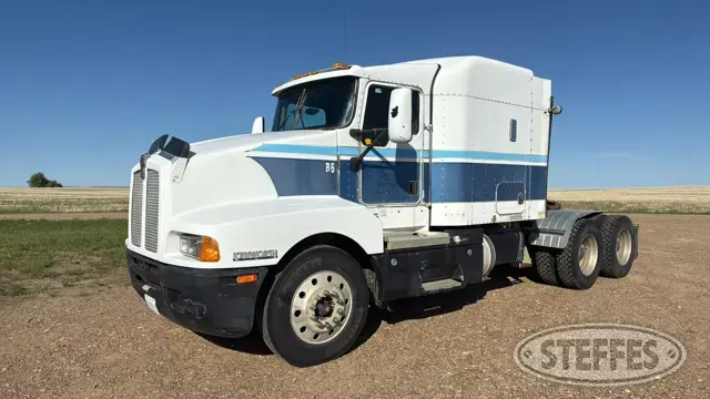 2001 Kenworth T600