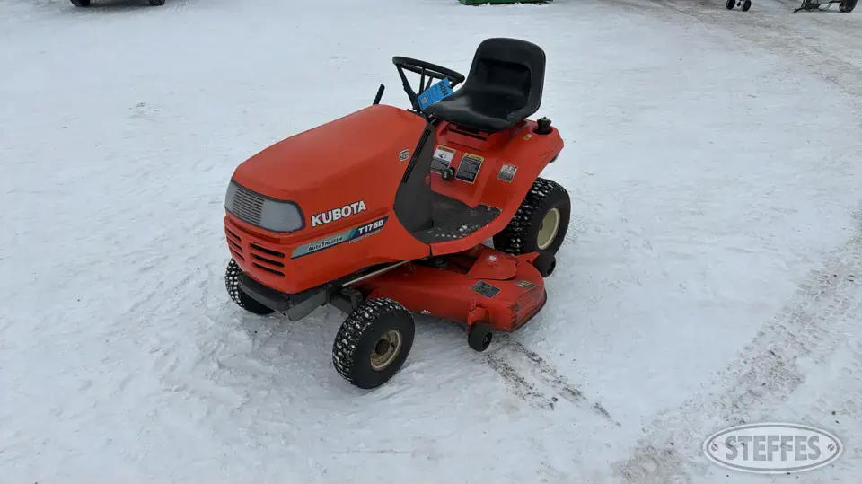 Kubota T1760 Lawn Tractor