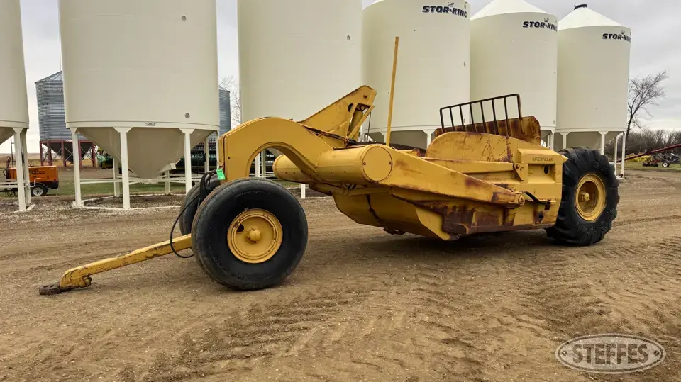 CAT 70 Pull Scraper