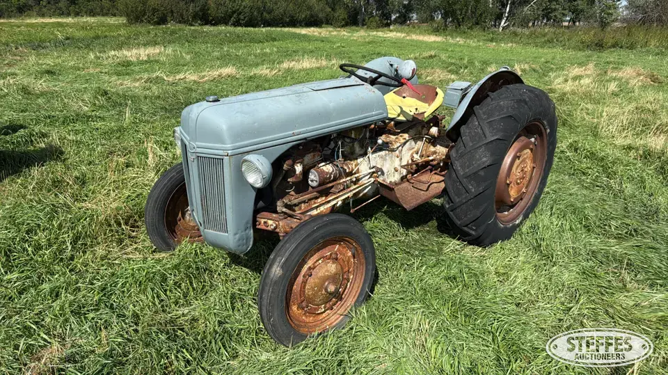 Ford 8N Collectible Tractor