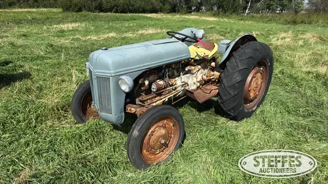 Ford 8N
