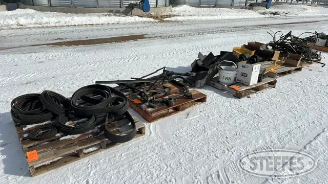 New Holland CR combine parts
