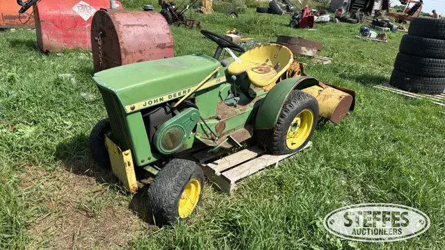 John Deere 110