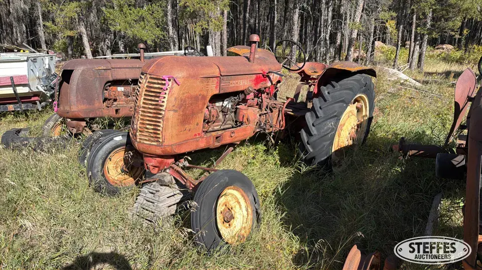 1949 Cockshutt 30 Collectible Tractor